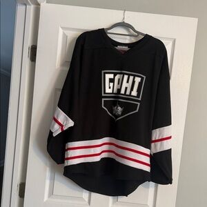 Black and White Women's Jersey Top